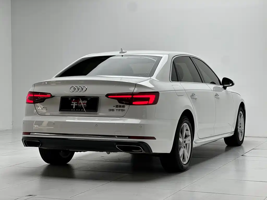 Audi A4L — миниатюра 4