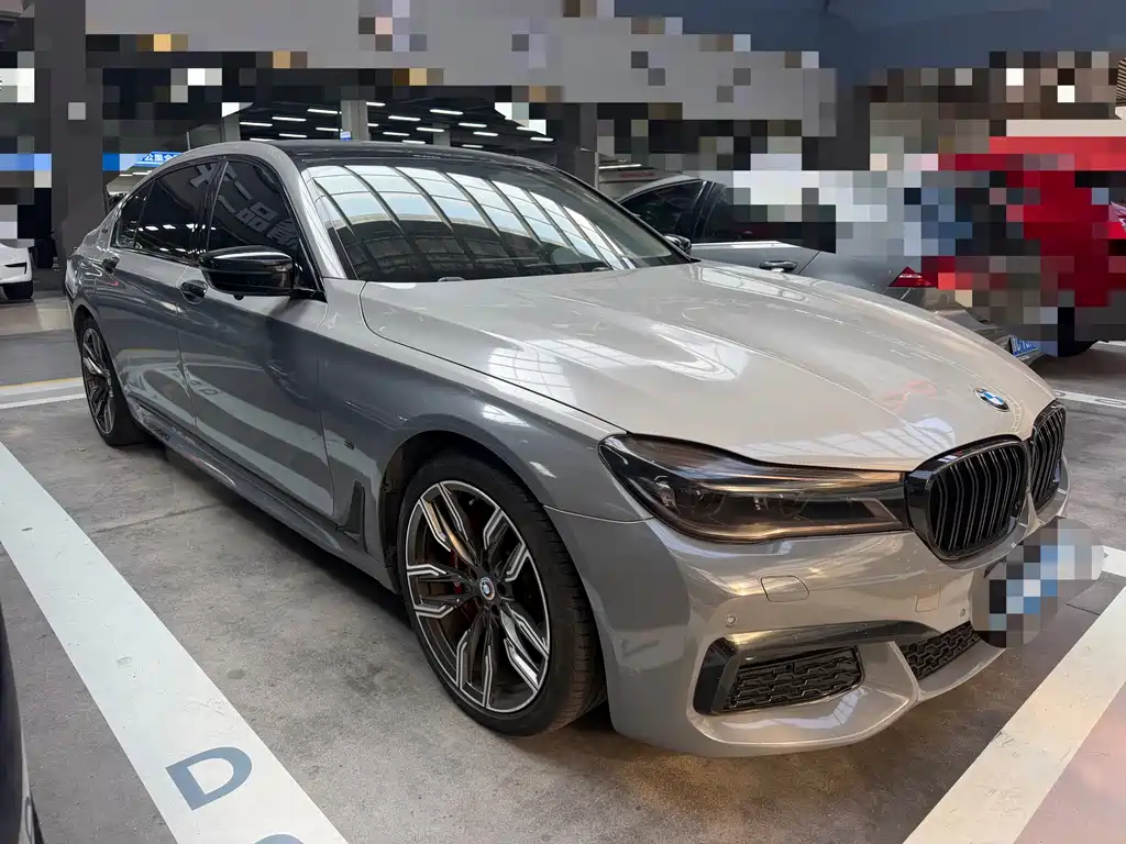 BMW 7 Series — миниатюра 3