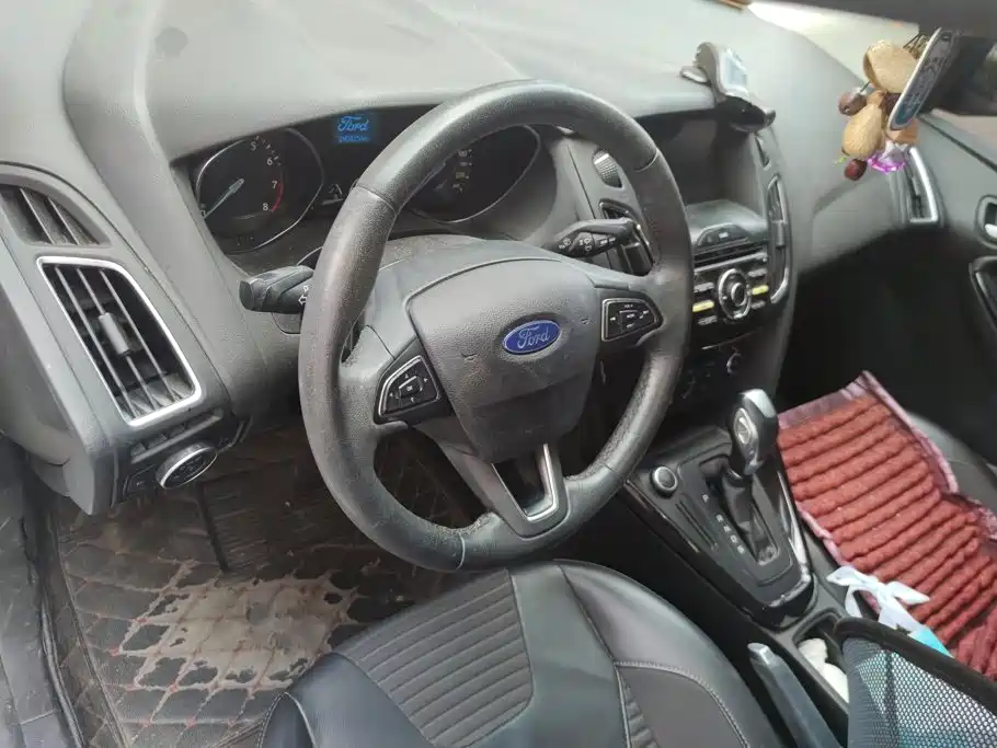 Ford Focus — миниатюра 12