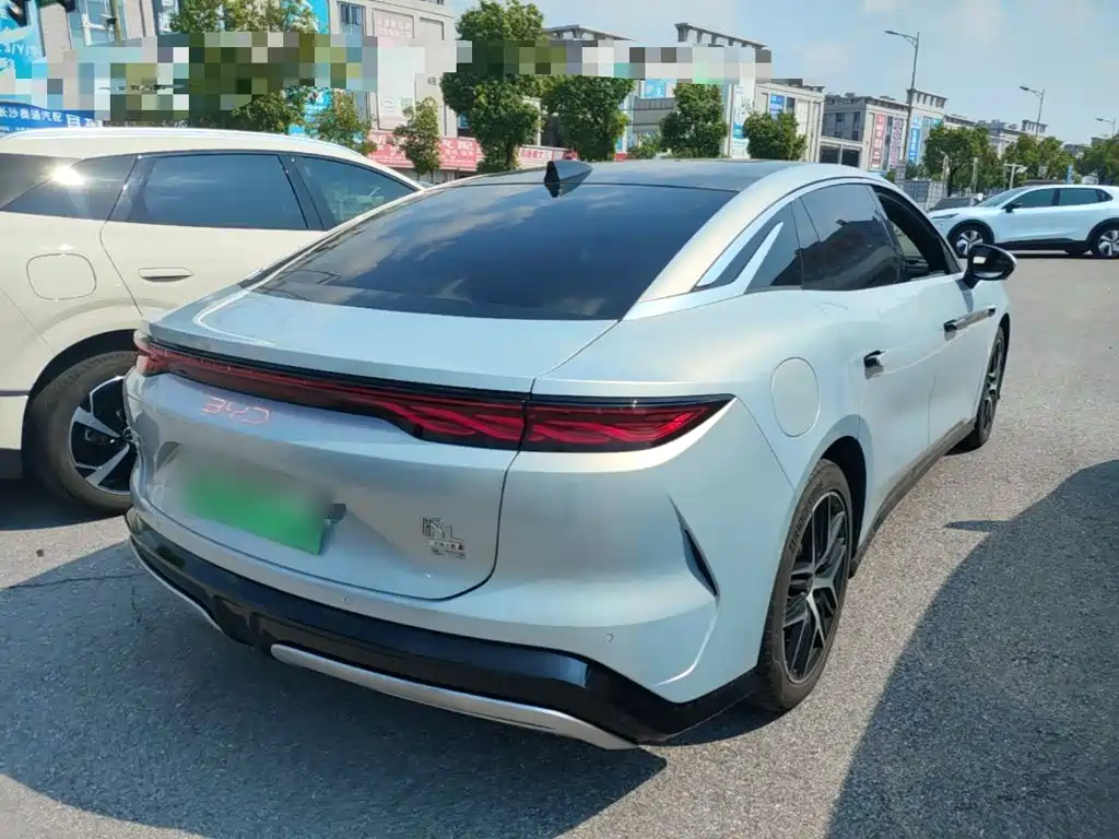 BYD Han L — миниатюра 7