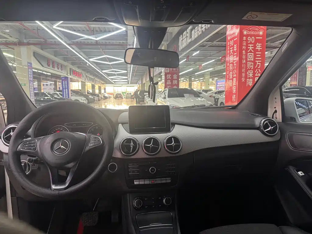 MERCEDES-BENZ B CLASS