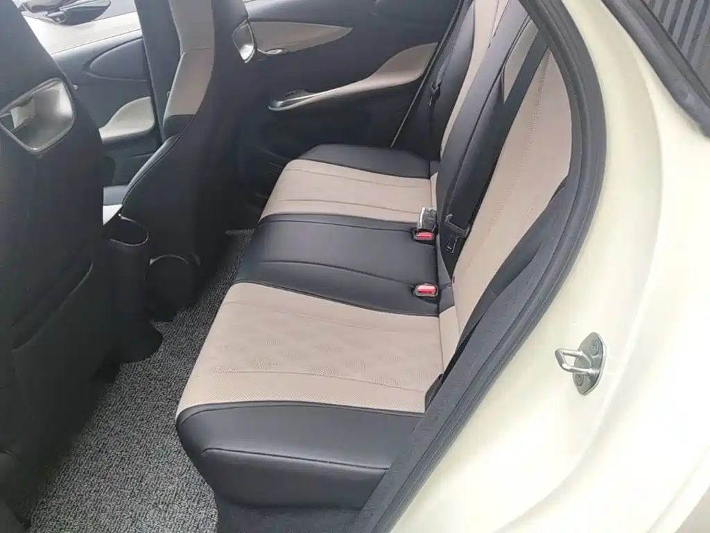BYD Dolphin — миниатюра 17