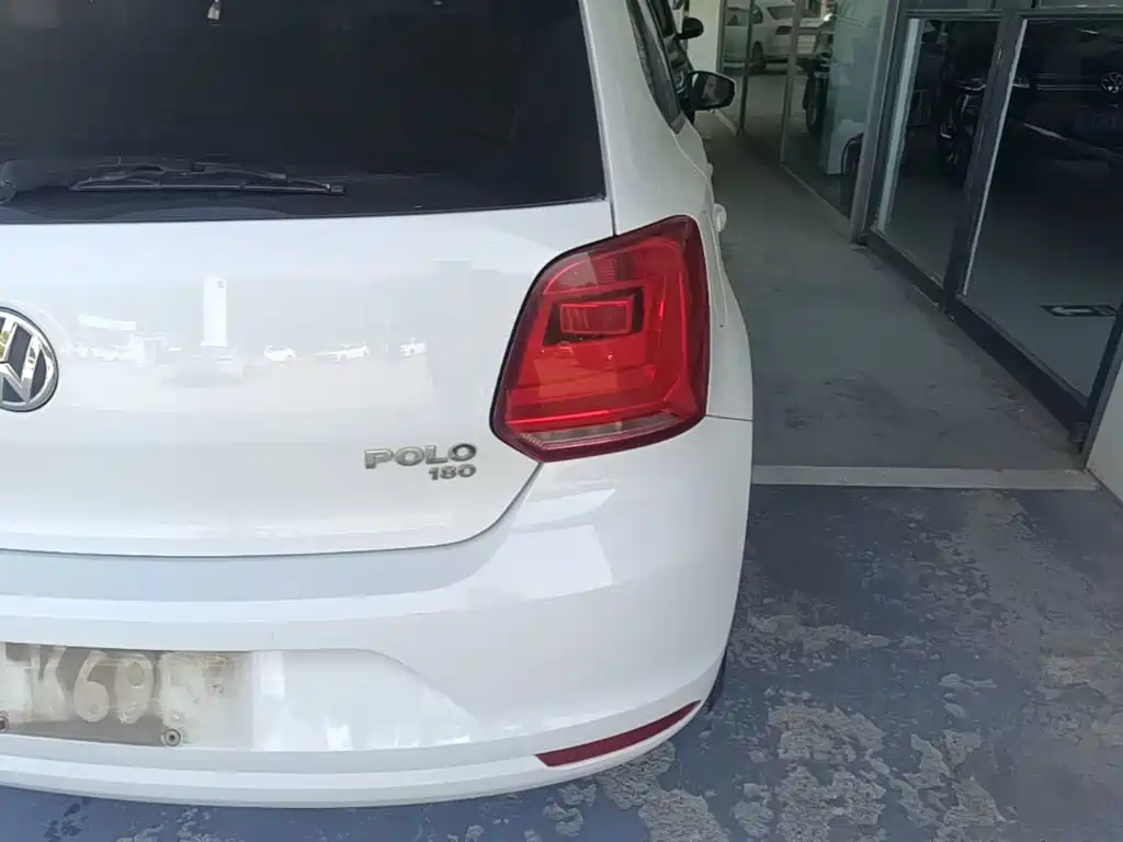 Volkswagen Polo — миниатюра 8