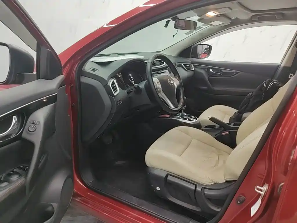 Nissan Qashqai — миниатюра 16