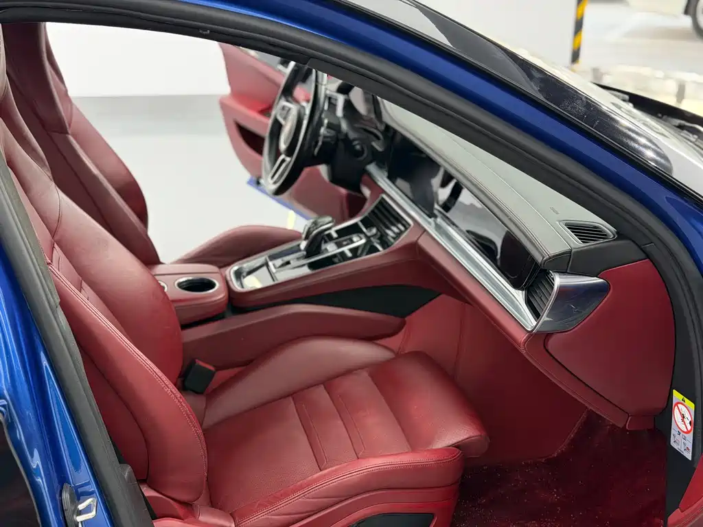 Porsche Panamera — миниатюра 10