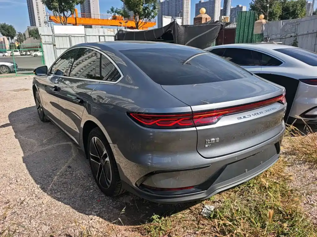 BYD Han — миниатюра 5