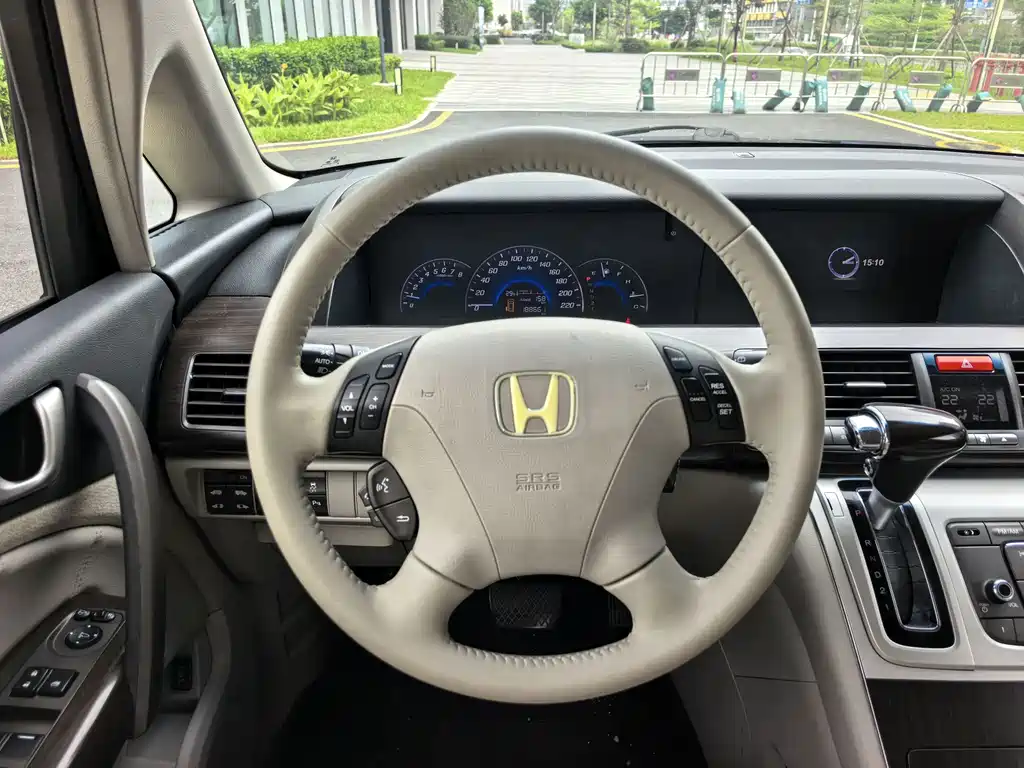 Honda Elysion — миниатюра 14
