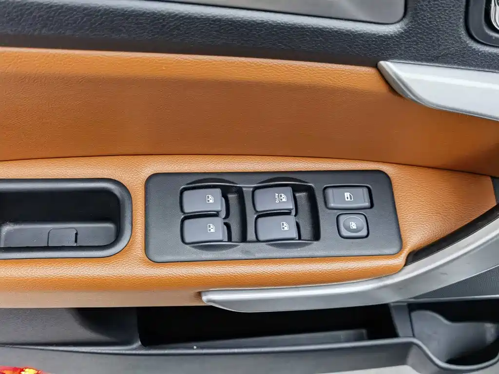 JAC Refine S3 — миниатюра 9