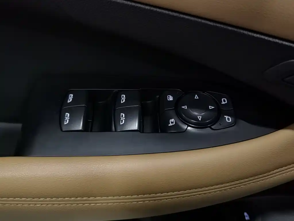 Buick LaCrosse — миниатюра 9