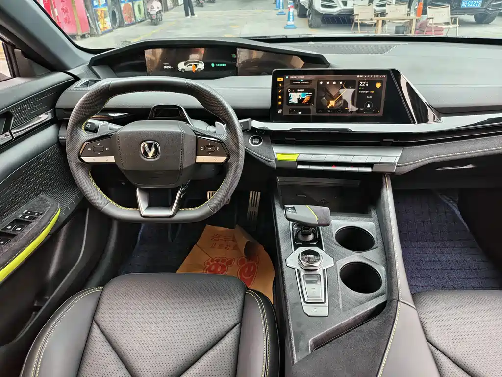 Changan UNI-V — миниатюра 4