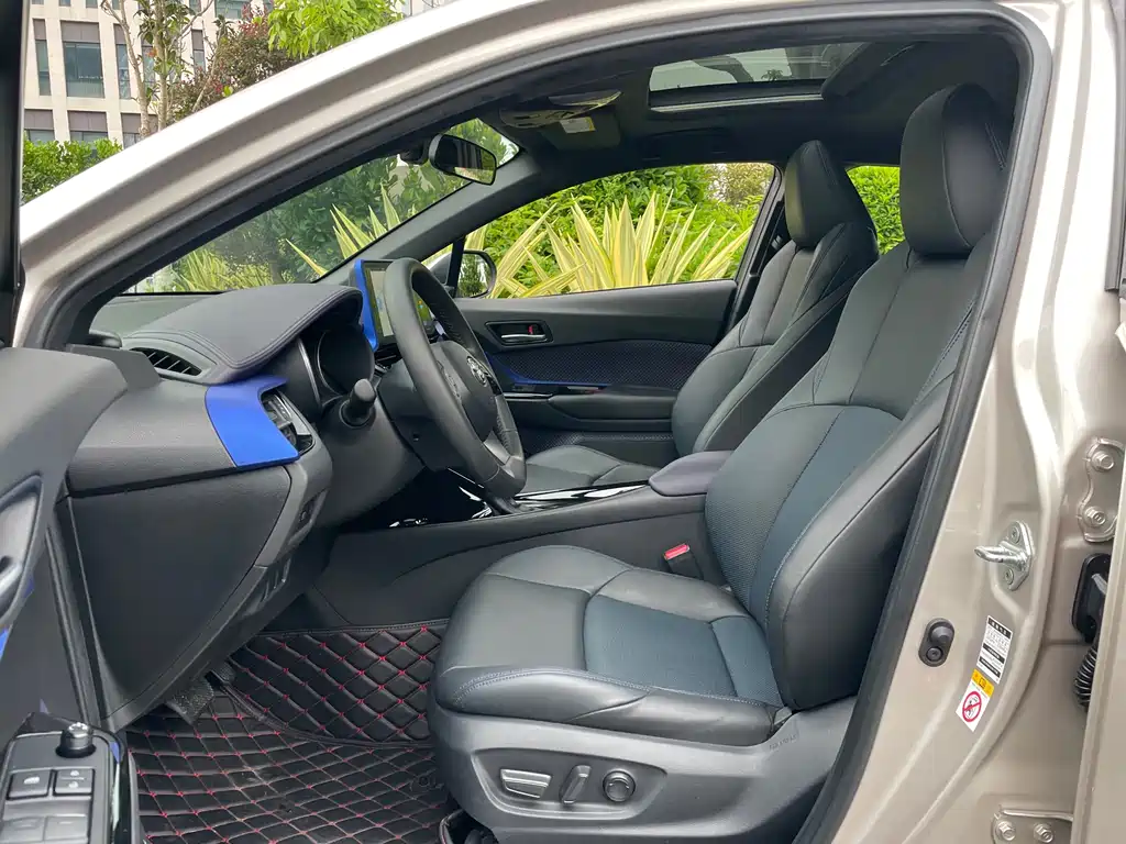 Toyota C-HR 2020 2.0L Lead