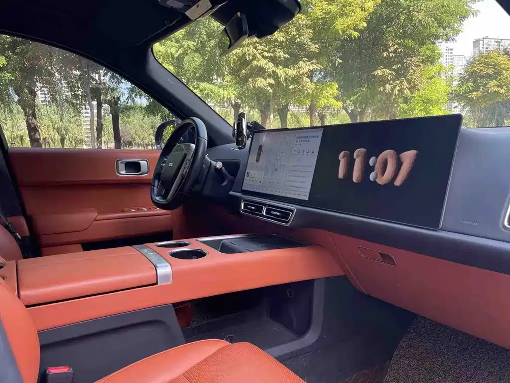 Li Auto Li L9 — миниатюра 9