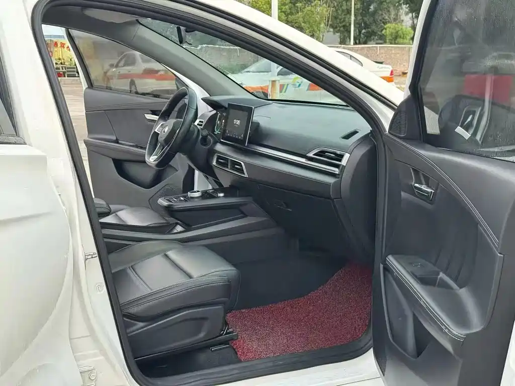 BYD e3 — миниатюра 5