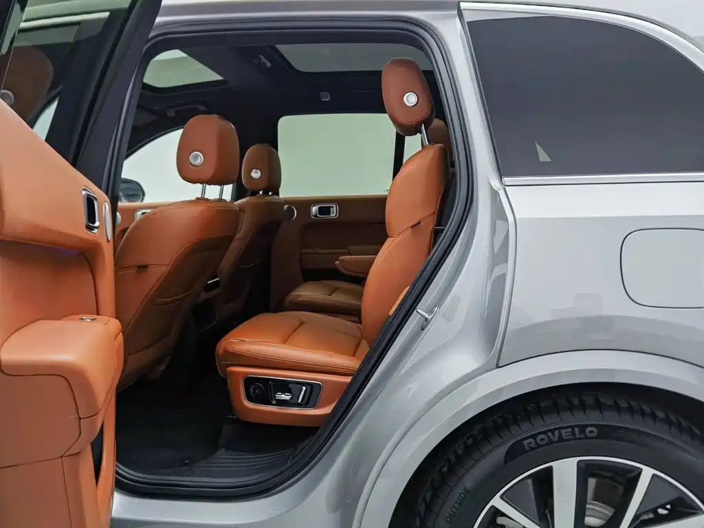 Li Auto Li L8 — миниатюра 15