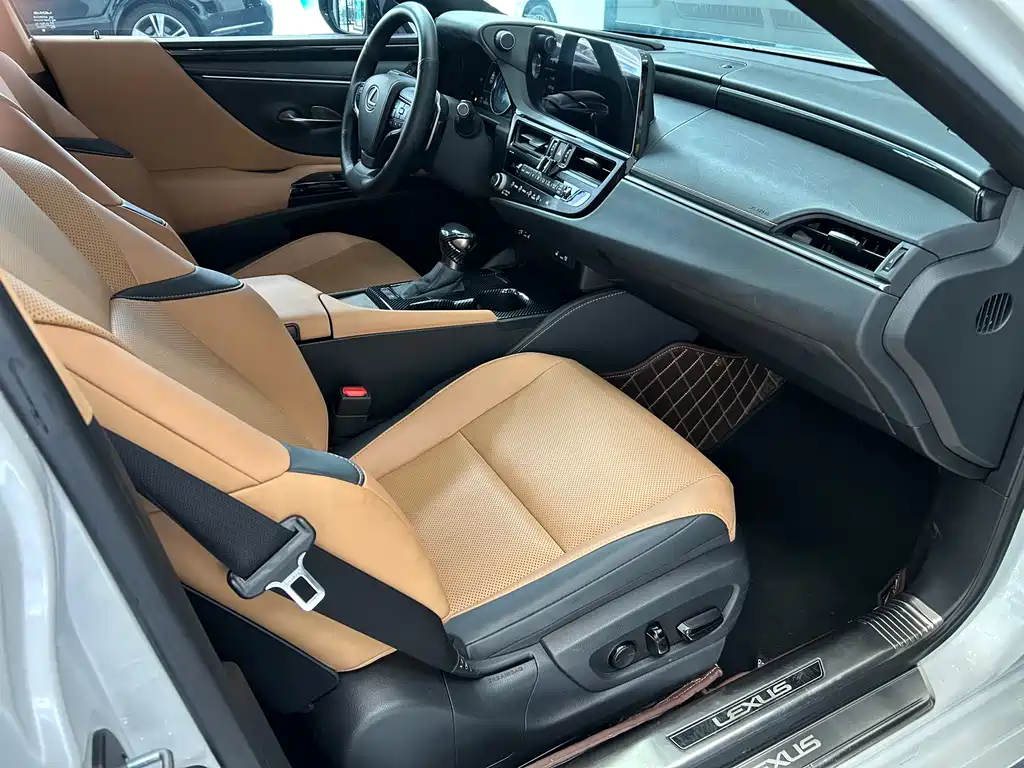 Lexus ES — фотографии объявления, Фото 11