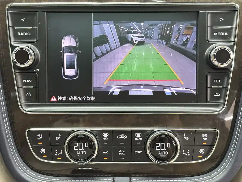 Bentley Bentayga — миниатюра 17