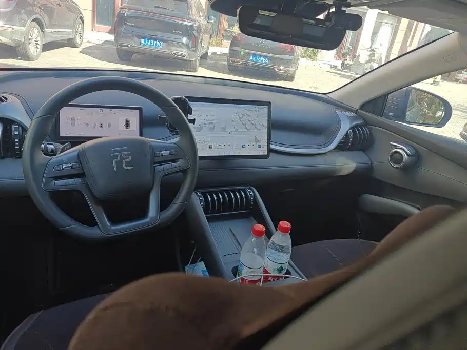 BYD Yuan Plus — миниатюра 12
