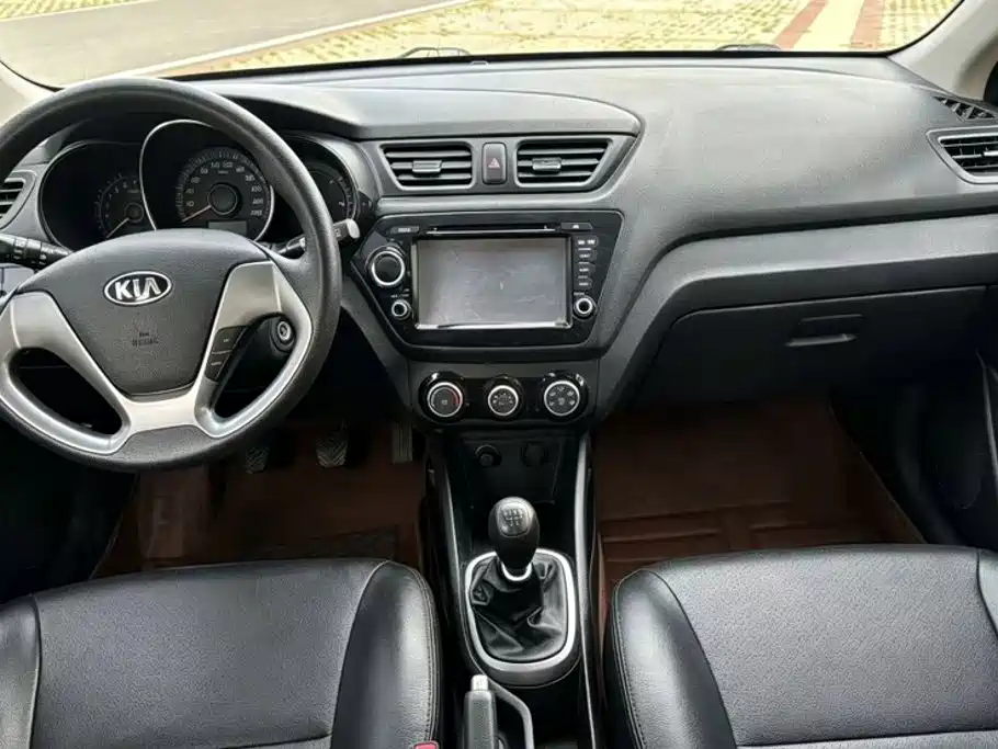 Kia K2 — миниатюра 13
