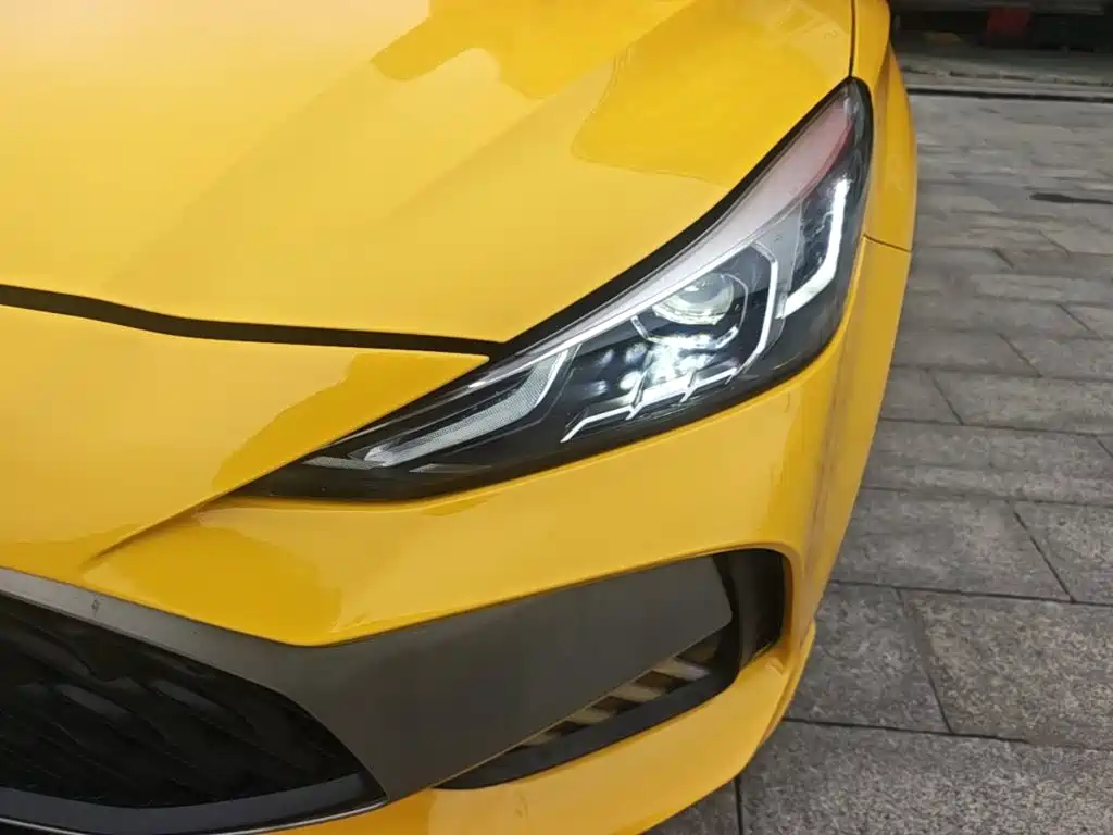 MG MG5 — миниатюра 24