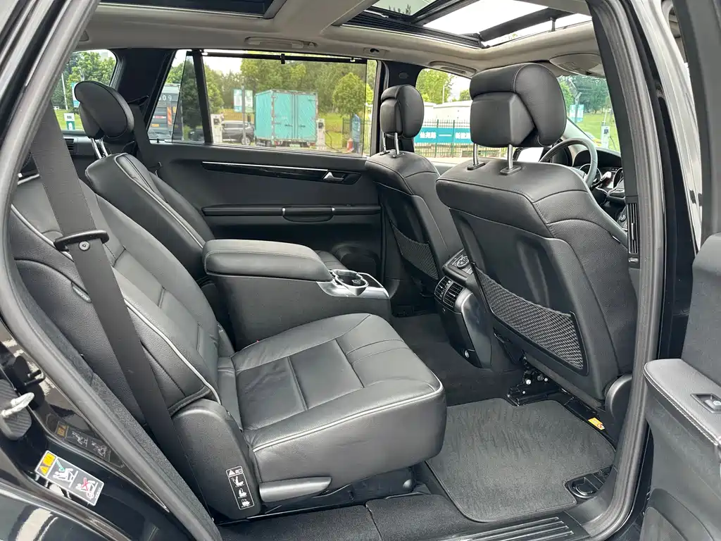 Mercedes-Benz R-Class — миниатюра 16