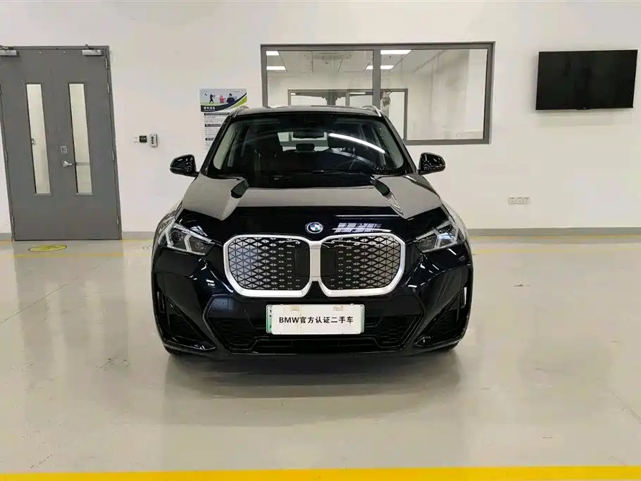 BMW iX1 2025 eDrive25L M Sport