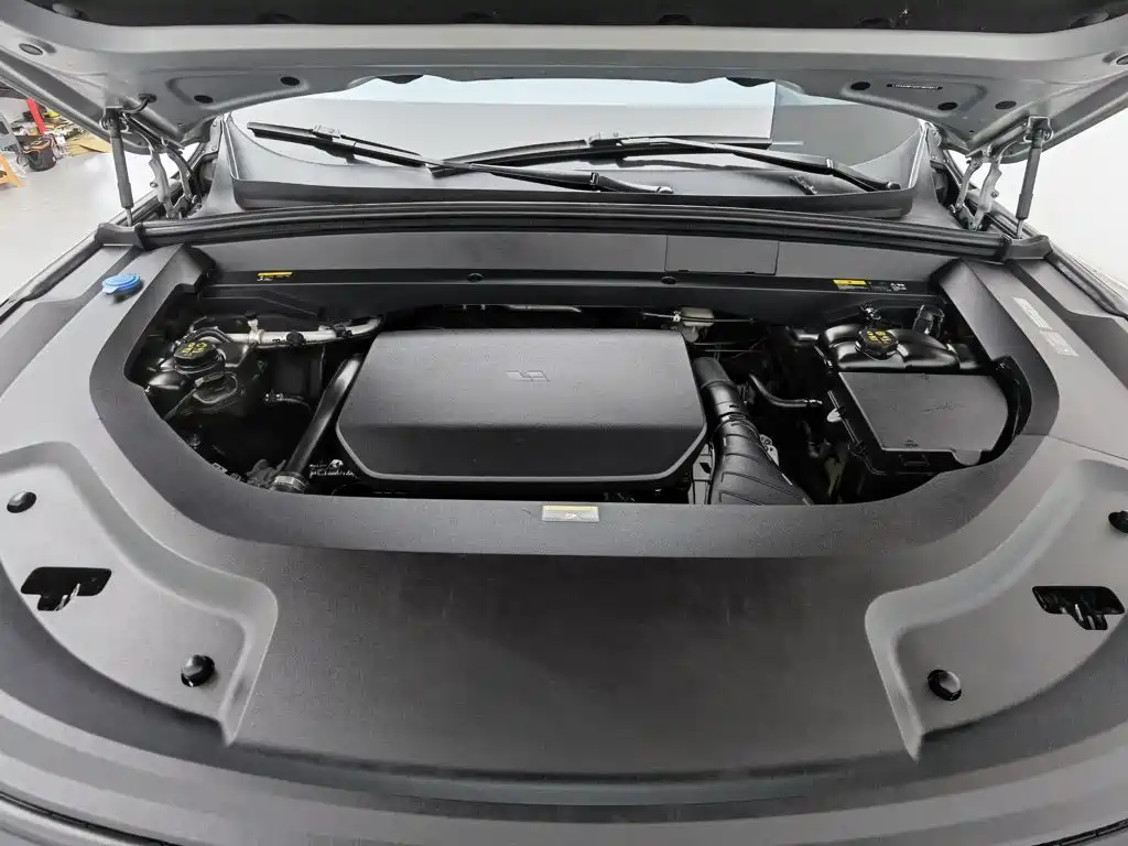 Li Auto Li L8 — миниатюра 6
