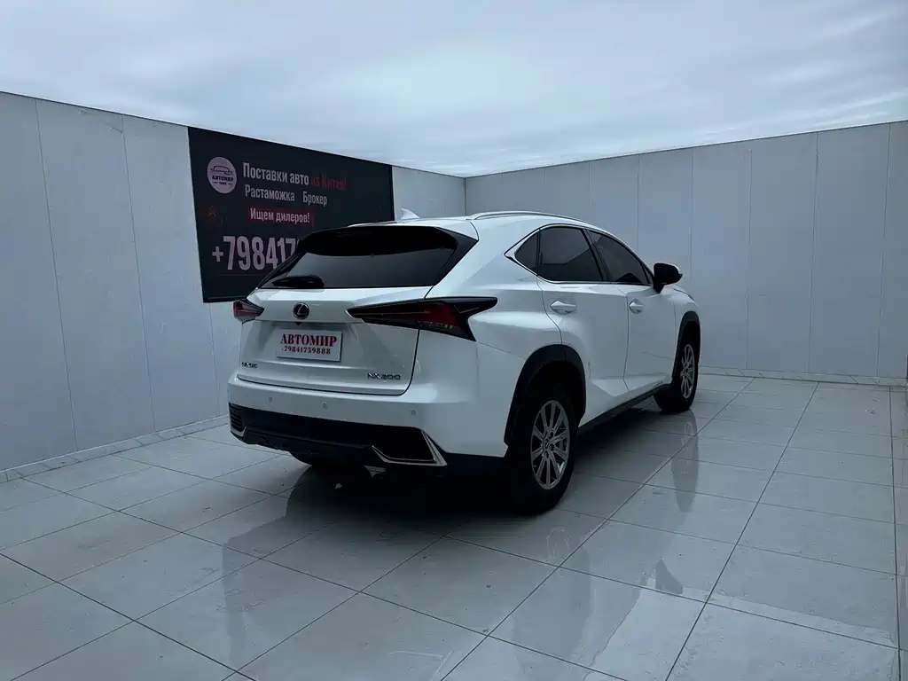 Lexus NX — миниатюра 7