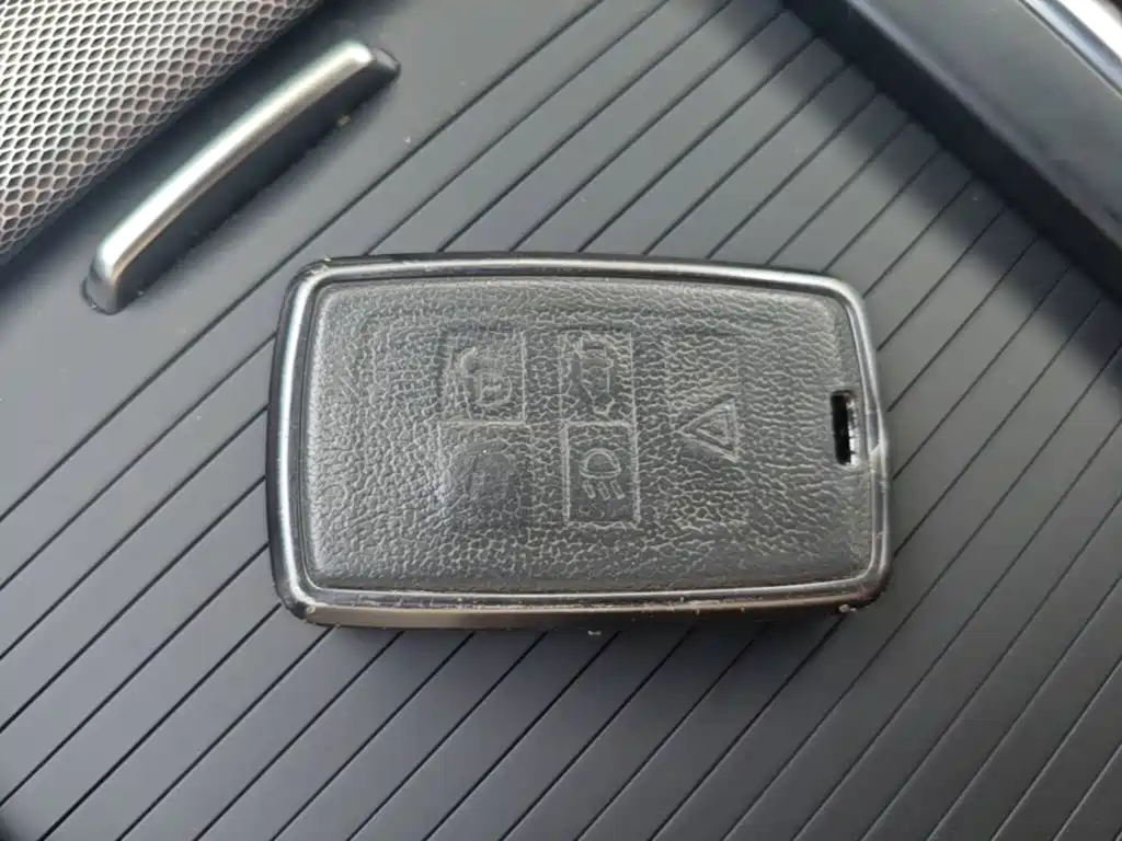 Jaguar XEL — миниатюра 9
