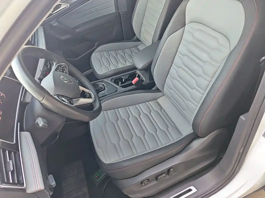 Volkswagen Tiguan X — миниатюра 15