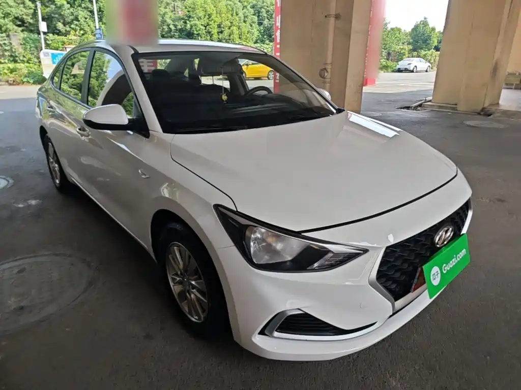 Hyundai Elantra — миниатюра 4