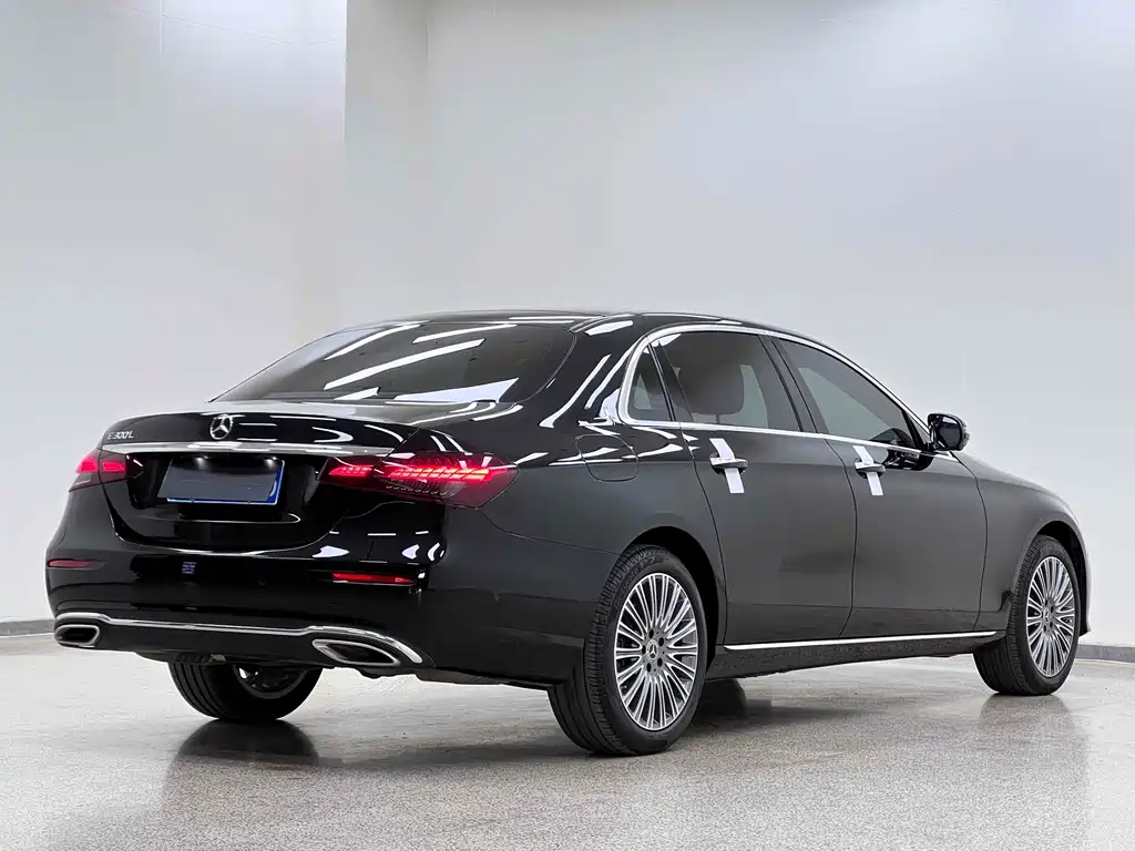 Mercedes-Benz E-Class E 2023 E 300 L Luxury
