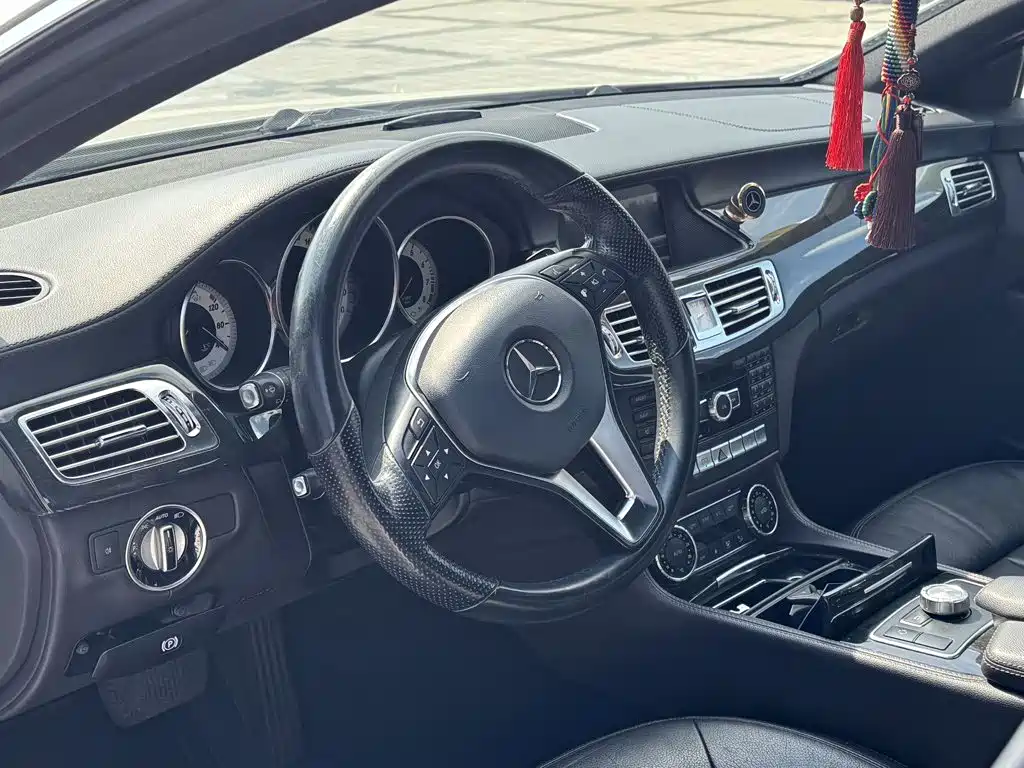 Mercedes-Benz CLS — миниатюра 13