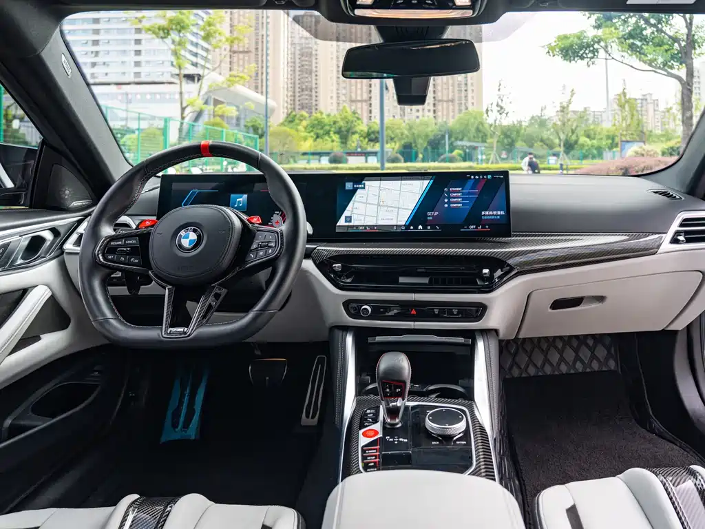 BMW M4 — миниатюра 7