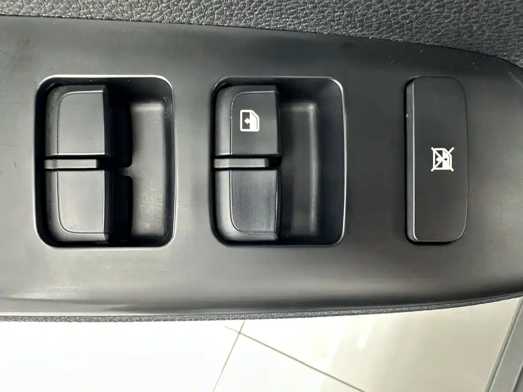 Kia KX1 — миниатюра 13