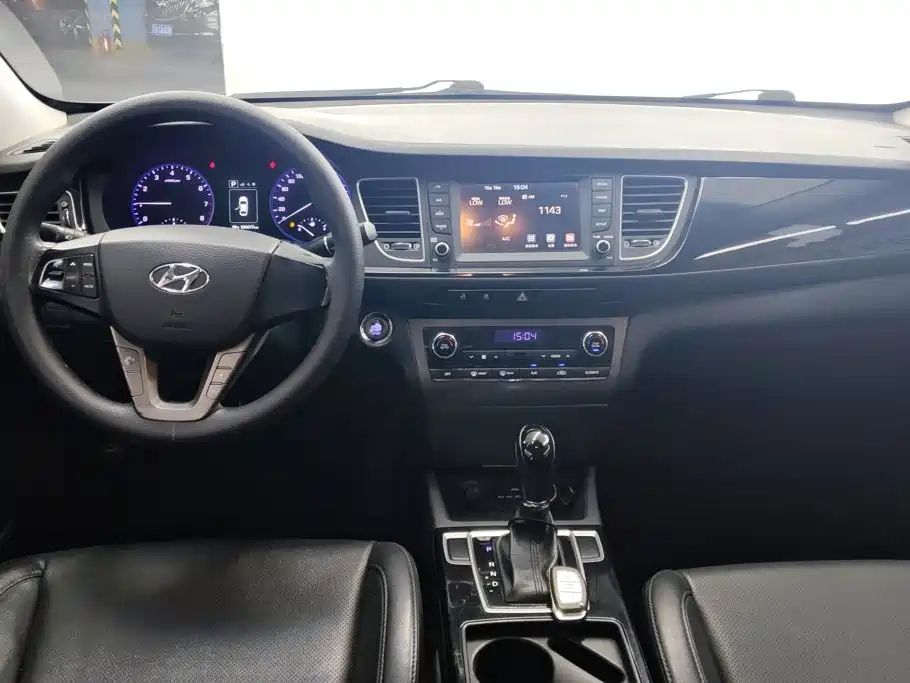 Hyundai Mistra — миниатюра 12