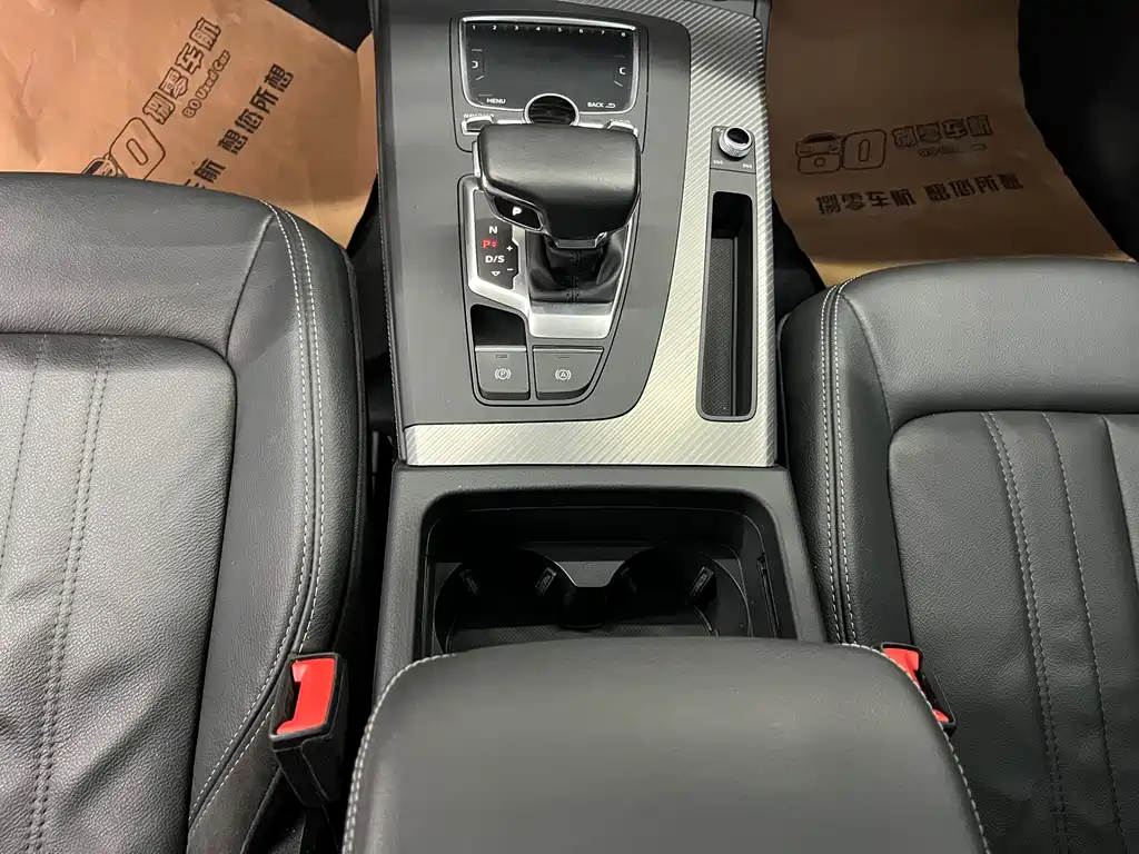 Audi Q5L 2020 45 TFSI Premium Fashion