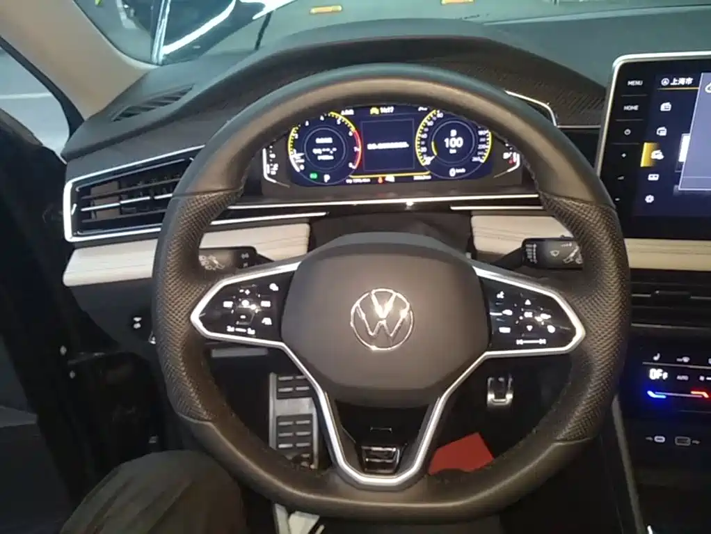Volkswagen Tiguan L — миниатюра 11