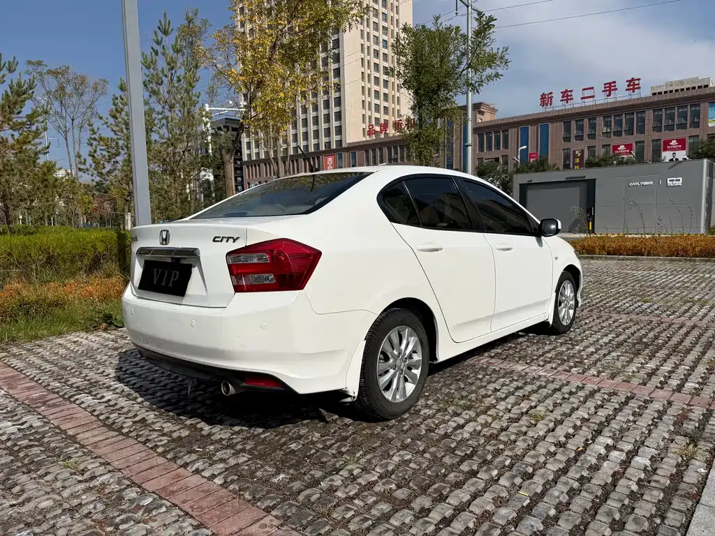 Honda City Classic — миниатюра 5