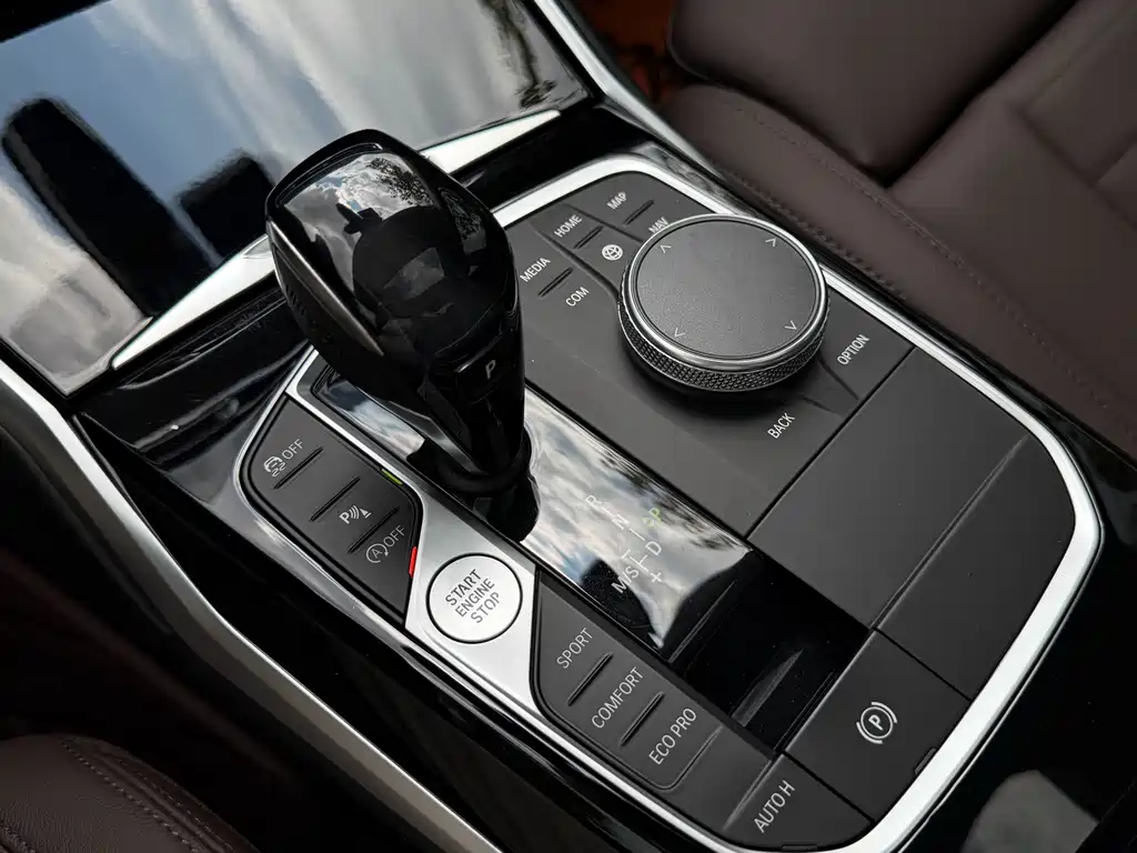 BMW 3 Series — миниатюра 11