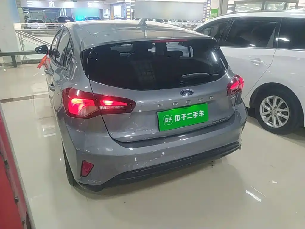 Ford Focus — миниатюра 5