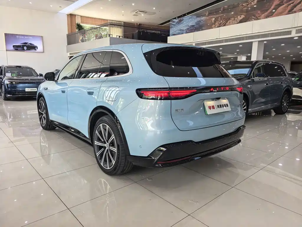 AITO AITO M6 — миниатюра 6