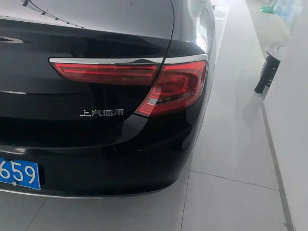 Buick LaCrosse — миниатюра 8
