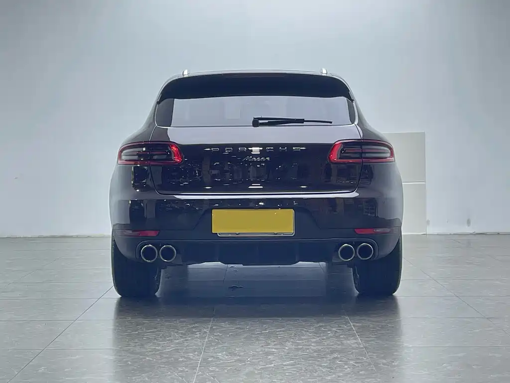 Porsche Macan — миниатюра 5