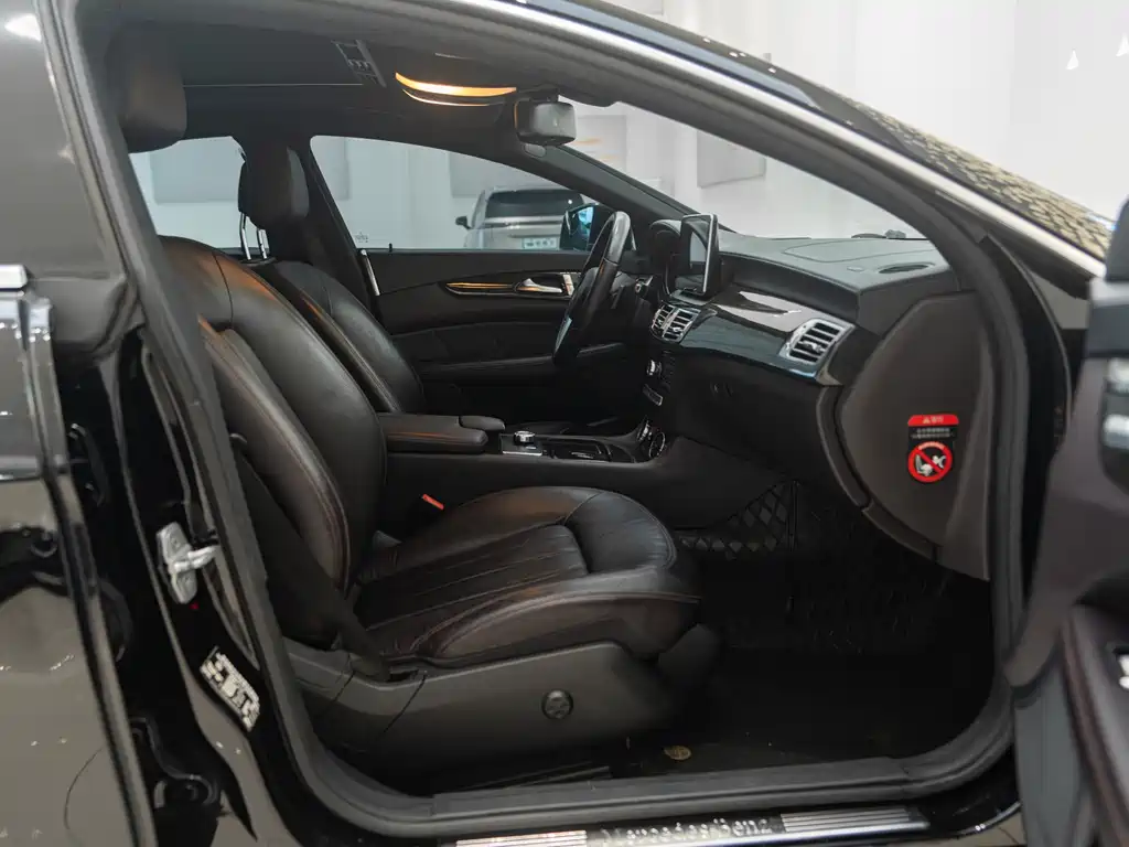 Mercedes-Benz CLS 2012 CLS 300 CGI