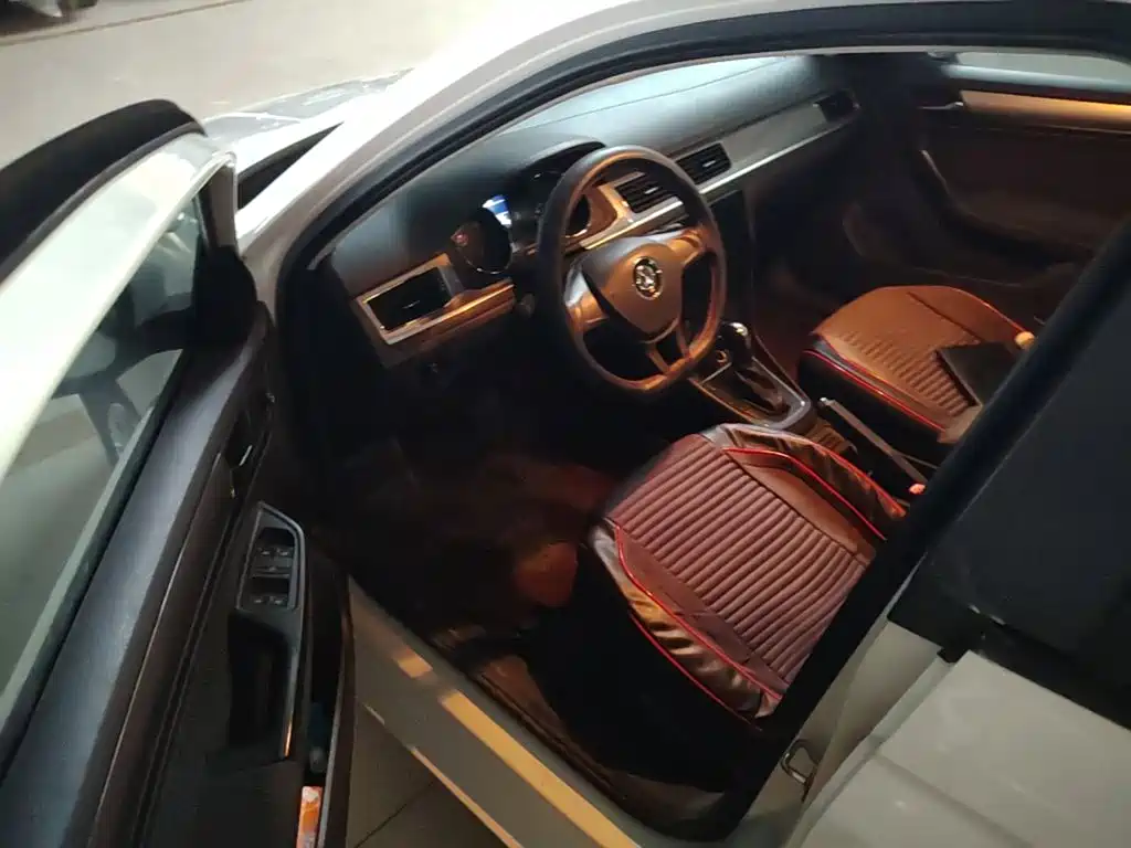 Volkswagen Bora — миниатюра 19