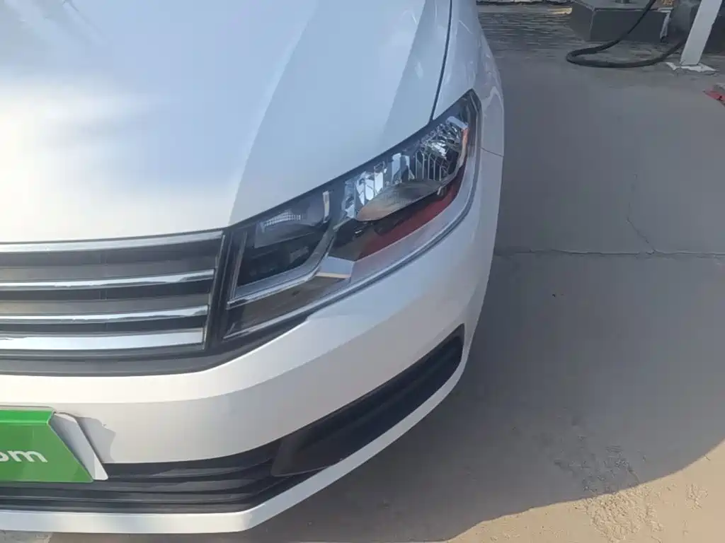 Volkswagen Santana — миниатюра 24