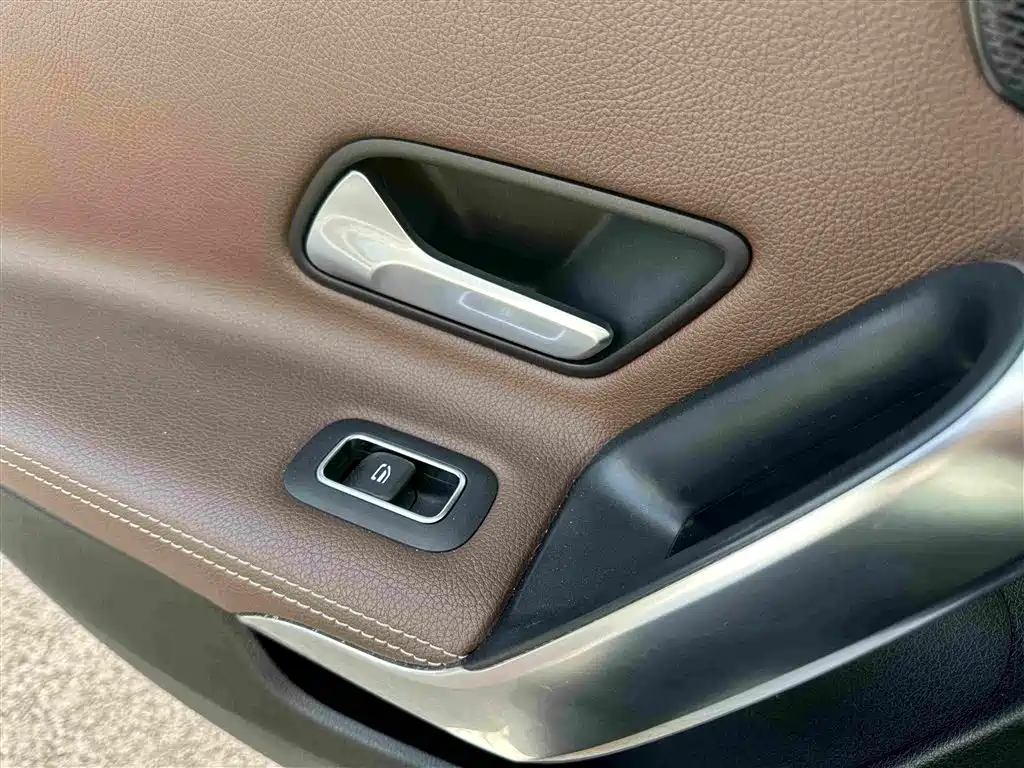 Mercedes-Benz A-Class — миниатюра 16