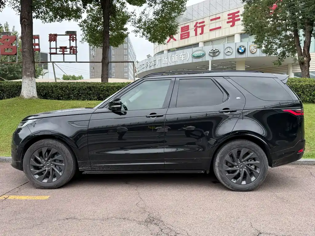 Land Rover Discovery — миниатюра 3