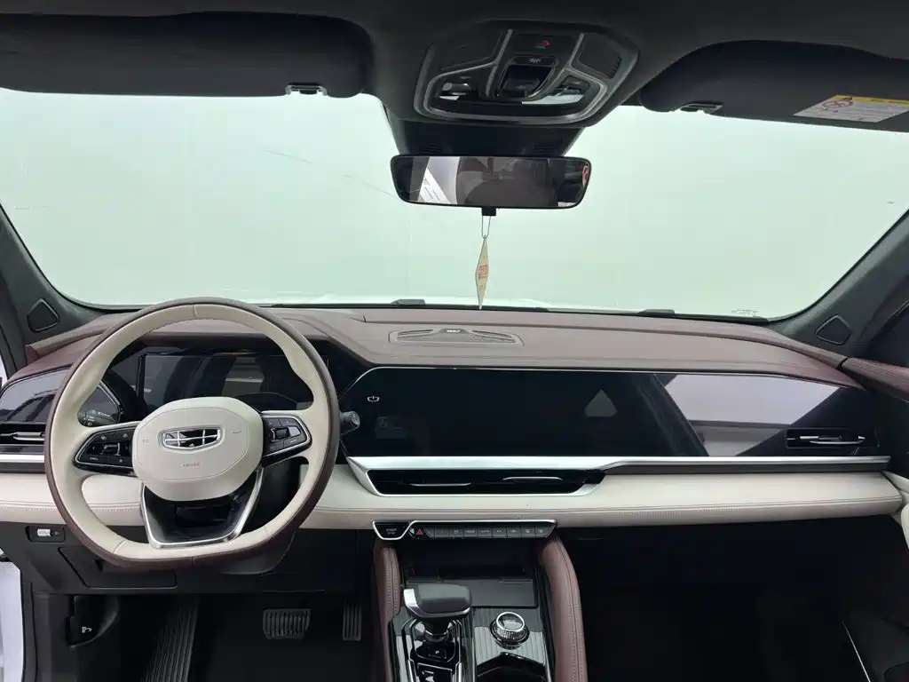 Geely Xingyue L — миниатюра 9