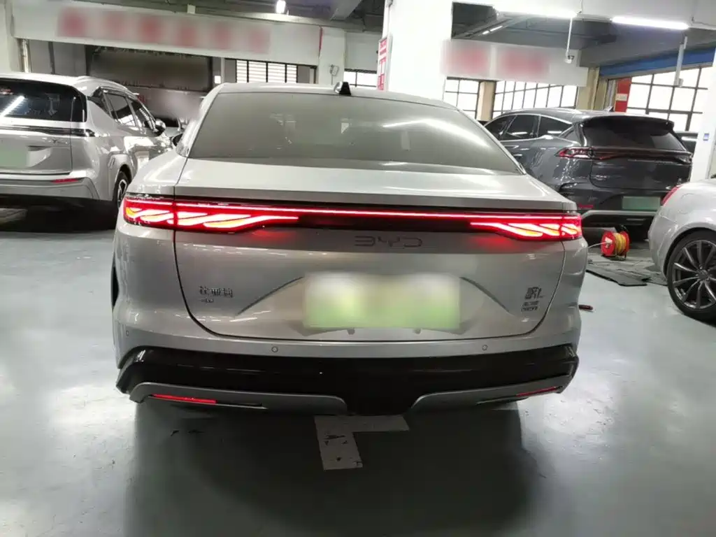 BYD Han L — миниатюра 6